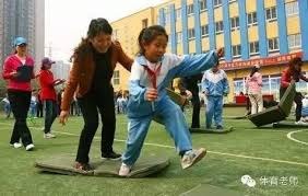 西部排名又乱了：火箭爆冷输球，掘金三喜临门，4队排名互换